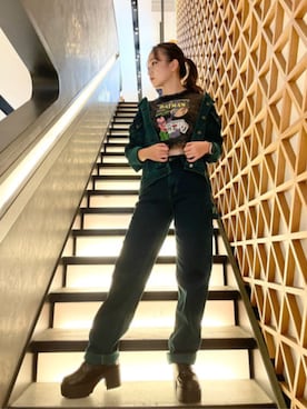 「Guess（ゲス）のアイテム（デニムジャケット）」を使った、GUESS JAPANさん（レディース・155cm）の秋コーディネート