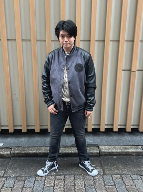 VARSITY Bomber スタジャン アウター（スタジャン）｜Guess（ゲス）の