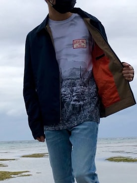 「Guess（ゲス）のアイテム（ブルゾン）」を使った、GUESS JAPANさん（メンズ・168cm）の春コーディネート