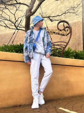 「Guess（ゲス）のアイテム（その他アウター）」を使った、GUESS JAPANさん（メンズ・174cm）の冬コーディネート