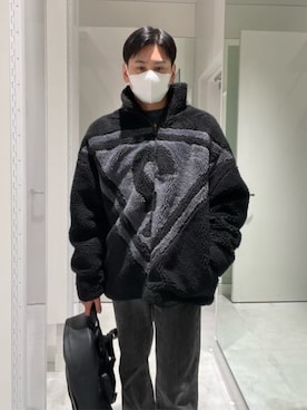 「Guess（ゲス）のアイテム（ブルゾン）」を使った、GUESS JAPANさん（メンズ・173cm）の冬コーディネート