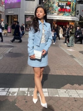 「Guess（ゲス）のアイテム（その他アウター）」を使った、GUESS JAPANさん（レディース・162cm）の春コーディネート