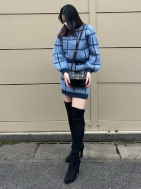 「Guess（ゲス）のアイテム（スカート）」を使った、GUESS JAPANさん（レディース・165cm）の冬コーディネート
