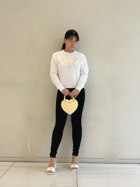 GUESS JAPANさんのコーディネート