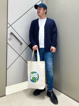 「Guess（ゲス）のアイテム（カーディガン/ボレロ）」を使った、GUESS JAPANさん（メンズ・167cm）の春コーディネート