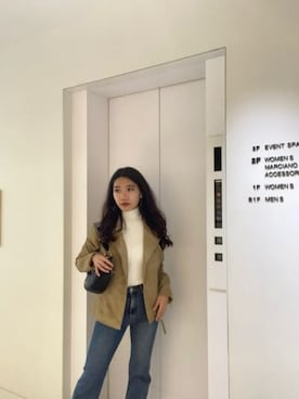 「Guess（ゲス）のアイテム（その他アウター）」を使った、GUESS JAPANさん（レディース・152cm）の秋コーディネート