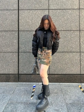 「Guess（ゲス）のアイテム（ブルゾン）」を使った、GUESS JAPANさん（レディース・155cm）の冬コーディネート