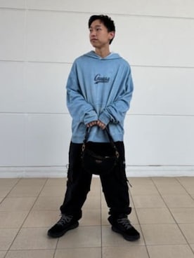 「ロゴパーカー」｜GUESS JAPANさん（メンズ・158cm）の春コーディネート