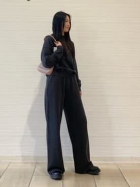 GUESS JAPANさんのコーディネート
