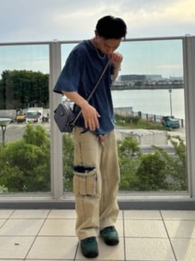 「アイテム（カーゴパンツ、イエロー系）」を使った、GUESS JAPANさん（メンズ・158cm）の夏コーディネート