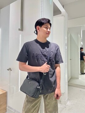 「Guess（ゲス）のアイテム（Tシャツ/カットソー）」を使った、GUESS JAPANさん（メンズ・173cm）の秋コーディネート