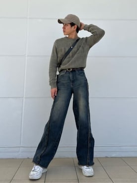 「Guess（ゲス）のアイテム（ニット/セーター）」を使った、GUESS JAPANさん（メンズ・174cm）の冬コーディネート