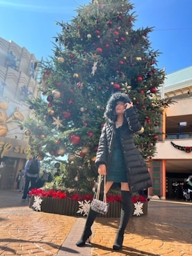 「Guess（ゲス）のアイテム（ダウンジャケット/コート）」を使った、GUESS JAPANさん（レディース・164cm）の冬コーディネート