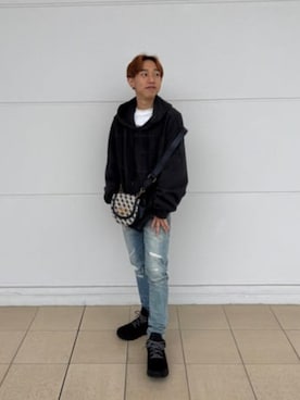 「ロゴパーカー」｜GUESS JAPANさん（メンズ・158cm）の冬コーディネート