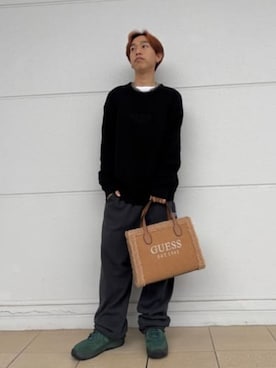 「Guess（ゲス）のアイテム（スウェットパンツ）」を使った、GUESS JAPANさん（メンズ・158cm）の冬コーディネート