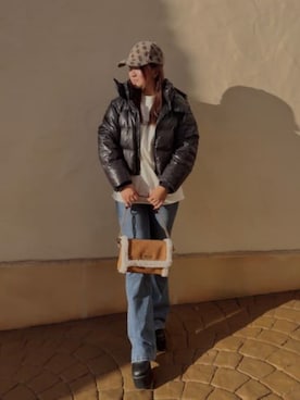 「ショートダウン」｜「アイテム（ジャケット/アウター）」を使った、GUESS JAPANさん（レディース・152cm）の冬コーディネート