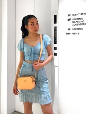 「シャーベットカラー」｜GUESS JAPANさん（レディース・160cm）の夏コーディネート