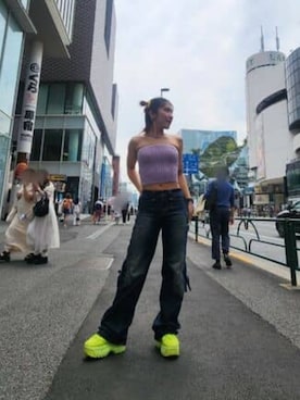 「チューブトップ」｜GUESS JAPANさん（レディース・160cm）の夏コーディネート