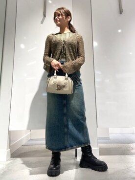 「Guess（ゲス）のアイテム（スカート）」を使った、GUESS JAPANさん（レディース・158cm）の夏コーディネート