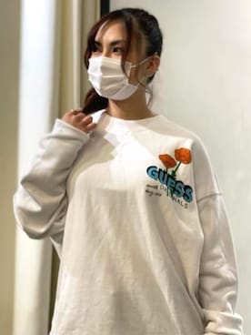 「Guess（ゲス）のアイテム（スウェット）」を使った、GUESS JAPANさん（レディース・155cm）の夏コーディネート