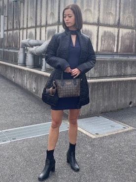 「ミニトート」｜GUESS JAPANさん（レディース・163cm）の冬コーディネート
