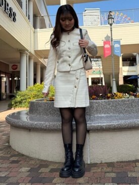 「Guess（ゲス）のアイテム（スカート）」を使った、GUESS JAPANさん（レディース・157cm）の春コーディネート