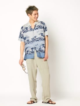 「Guess（ゲス）のアイテム（チノパンツ）」を使った、GUESS JAPANさん（メンズ・174cm）の夏コーディネート