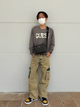 「Guess（ゲス）のアイテム（カーゴパンツ）」を使った、GUESS JAPANさん（メンズ・158cm）の夏コーディネート