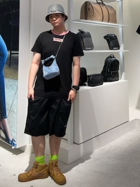 「Guess（ゲス）のアイテム（帽子）」を使った、GUESS JAPANさん（メンズ・178cm）の夏コーディネート