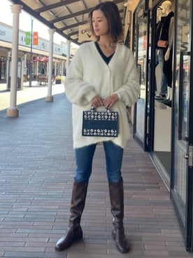 「ミニトート」｜GUESS JAPANさん（レディース・163cm）の冬コーディネート