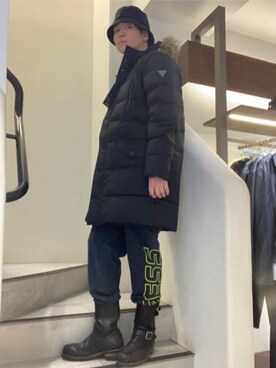 「Guess（ゲス）のアイテム（ダウンジャケット/コート）」を使った、GUESS JAPANさん（メンズ・178cm）の秋コーディネート