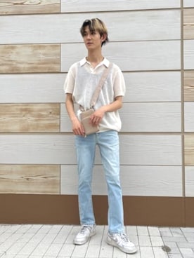 「Guess（ゲス）のアイテム（ショルダーバッグ）」を使った、GUESS JAPANさん（メンズ・180cm）の夏コーディネート