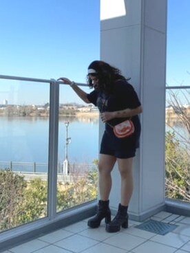 GUESS JAPANさん(レディース・170cm)の春コーディネート