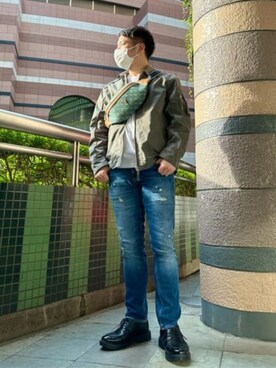 「Guess（ゲス）のアイテム（ブルゾン）」を使った、GUESS JAPANさん（メンズ・167cm）の春コーディネート