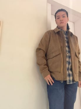 「Guess（ゲス）のアイテム（ブルゾン）」を使った、GUESS JAPANさん（メンズ・178cm）の秋コーディネート