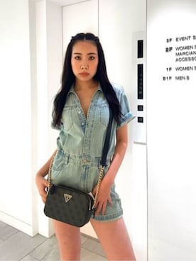 「Guess（ゲス）のアイテム（オールインワン・サロペット）」を使った、GUESS JAPANさん（レディース・160cm）の夏コーディネート