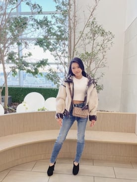 「リバーシブル」｜「アイテム（その他トップス）」を使った、GUESS JAPANさん（レディース・157cm）の秋コーディネート