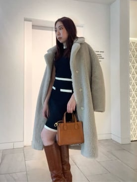 「Guess（ゲス）のアイテム（その他アウター）」を使った、GUESS JAPANさん（レディース・160cm）の冬コーディネート