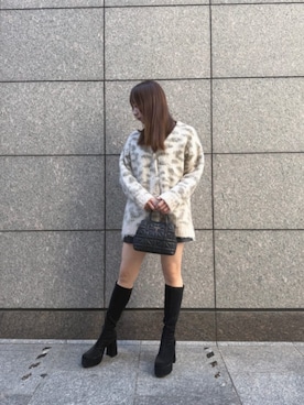 「ロングカーディガン」｜GUESS JAPANさん（レディース・161cm）の冬コーディネート