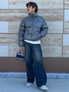 「ミニトート」｜GUESS JAPANさん（メンズ・174cm）の冬コーディネート