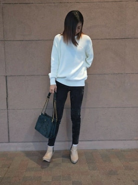 「GUESS JEANS（ゲスジーンズ）のアイテム」を使った、GUESS JAPANさん（レディース・170cm）の冬コーディネート