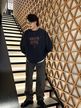 「Guess（ゲス）のアイテム（スウェット）」を使った、GUESS JAPANさん（メンズ・165cm）の春コーディネート