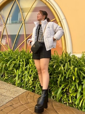 「Guess（ゲス）のアイテム（ダウンジャケット/コート）」を使った、GUESS JAPANさん（レディース・152cm）の冬コーディネート