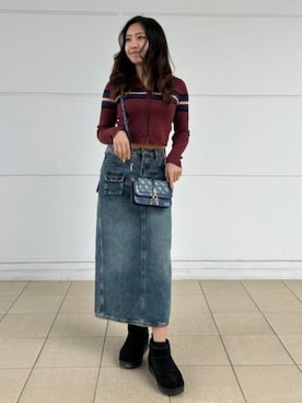 「Guess（ゲス）のアイテム（スカート）」を使った、GUESS JAPANさん（レディース・163cm）の冬コーディネート