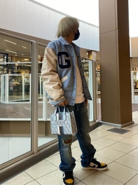 「Guess（ゲス）のアイテム（スタジャン）」を使った、GUESS JAPANさん（メンズ・158cm）の冬コーディネート