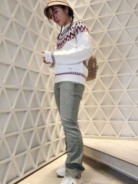 「Guess（ゲス）のアイテム（帽子）」を使った、GUESS JAPANさん（レディース・160cm）の秋コーディネート