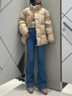 「Guess（ゲス）のアイテム（ダウンジャケット/コート）」を使った、GUESS JAPANさん（レディース・159cm）の秋コーディネート