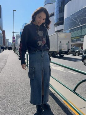 「Guess（ゲス）のアイテム（スウェット）」を使った、GUESS JAPANさん（レディース・169cm）の春コーディネート
