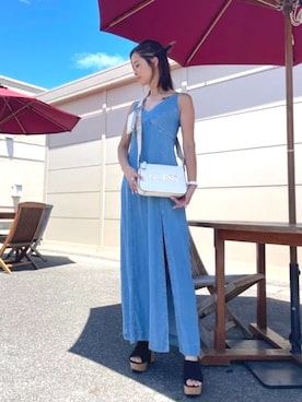 「Guess（ゲス）のアイテム（ワンピース）」を使った、GUESS JAPANさん（レディース・163cm）の夏コーディネート