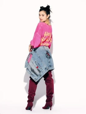 「Guess（ゲス）のアイテム（デニムジャケット）」を使った、GUESS JAPANさん（レディース・170cm）の夏コーディネート
